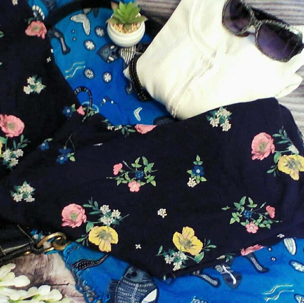 Old navy floral print leggings